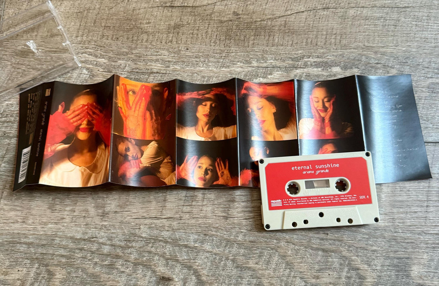 Ariana Grande Cassette Tapes - Yinzz
