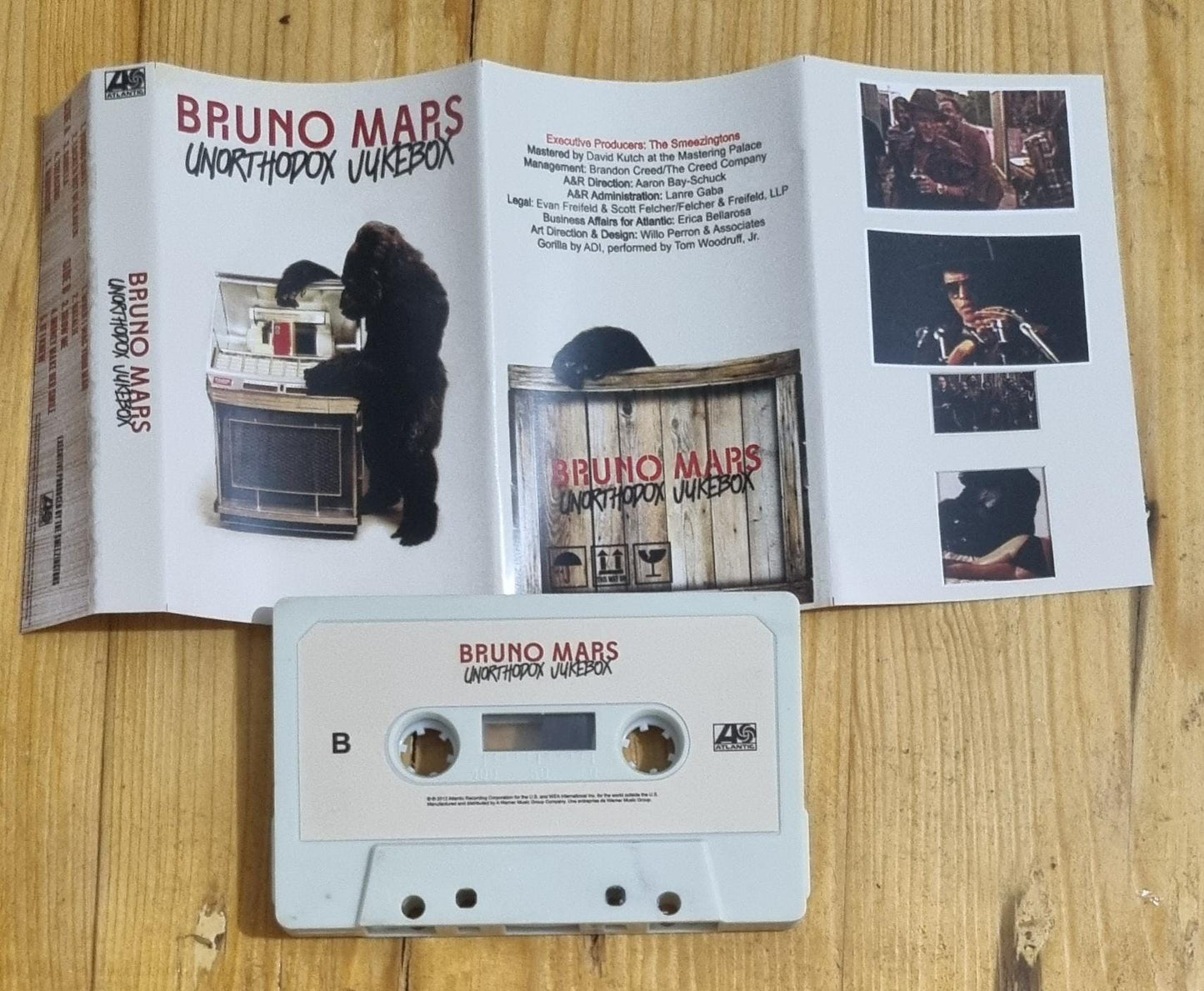 Bruno Mars Cassette Tapes - Photo 3
