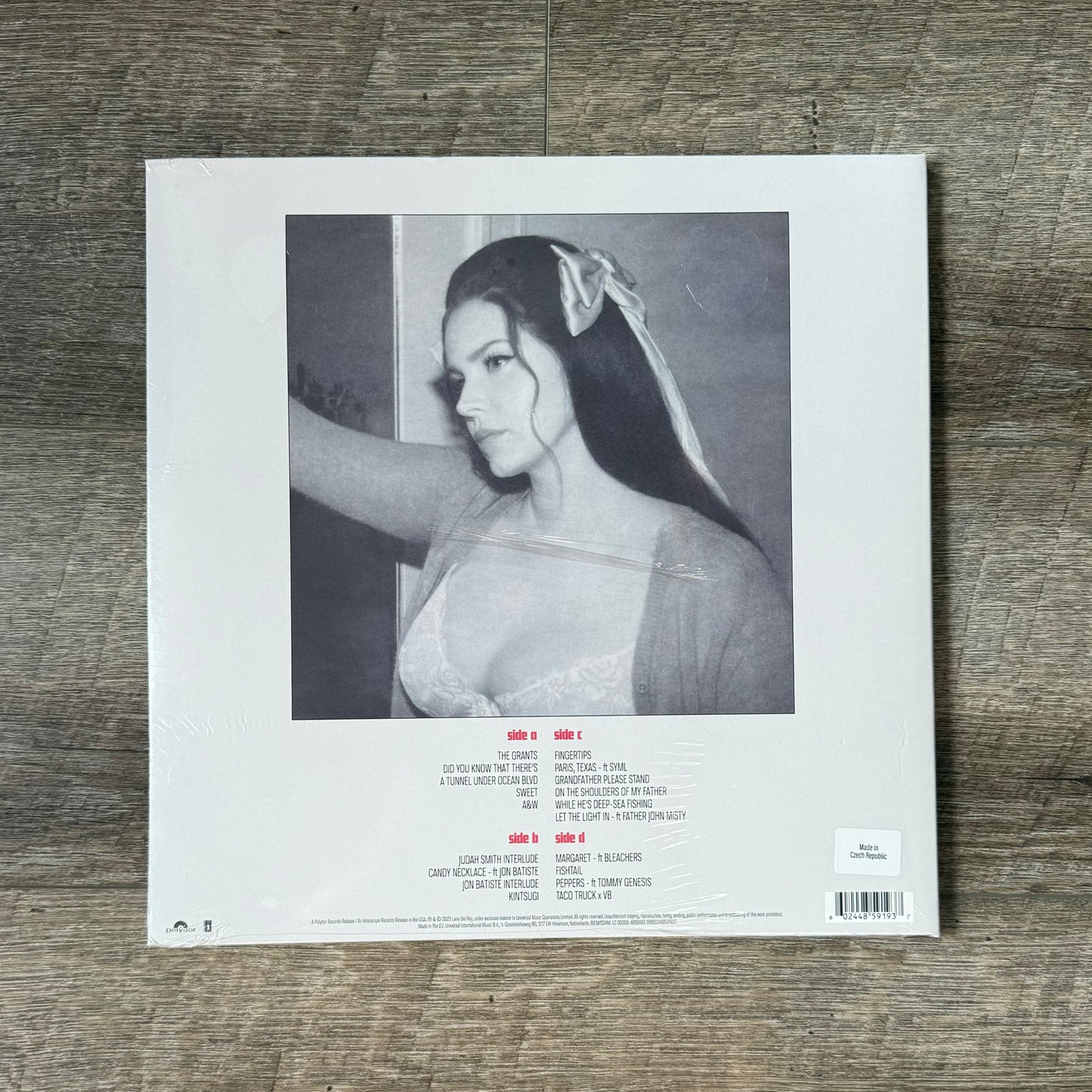 Lana Del Rey - “Did you know that there’s a tunnel under Ocean Blvd” (Target Exclusive, Vinyl)
