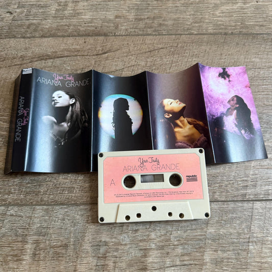 Ariana Grande Cassette Tapes - Yinzz